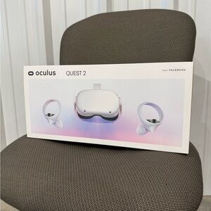 Oculus Quest 2 VR Headset with Controllers - White